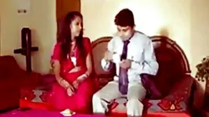 الجنس الحلق العميق مع مثير سيلينا سكسي لبلاني القمر من Bang Bus