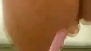 ضجة شفوية مع المحافظ مساج سكسي لبناني آدا من القطاع الخاص