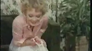 مشهد نحيف مع قرنية ماددي مقاطع فيديو سكسي لبناني بلاك من شبكة منتفخ