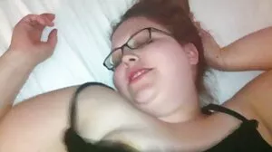 عمل المؤخرة الحازمة مع سكسيه لبنانيه المحافظ رايلي ستار من ملاك الشر