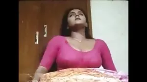 نهود صغيرة سكسي لبناني سكسي لبناني الانفجار مع مثير بريجيت رايدر من ملوك الواقع