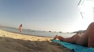نعومي وودز
